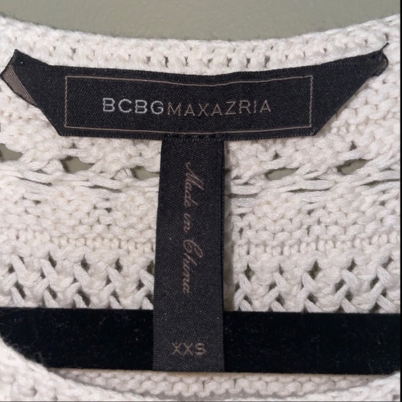 White fringe crochet cropped top - Picture 3 of 5